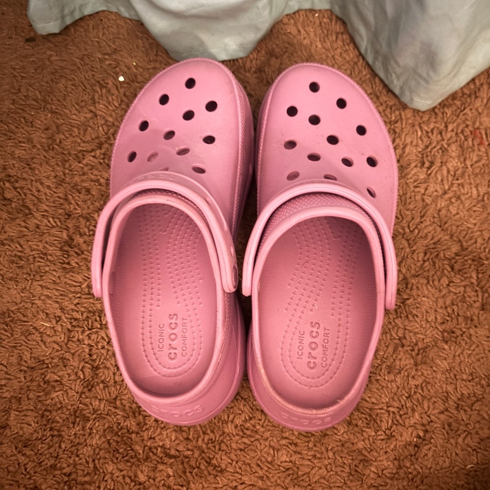 Crocs Platform  - Purple